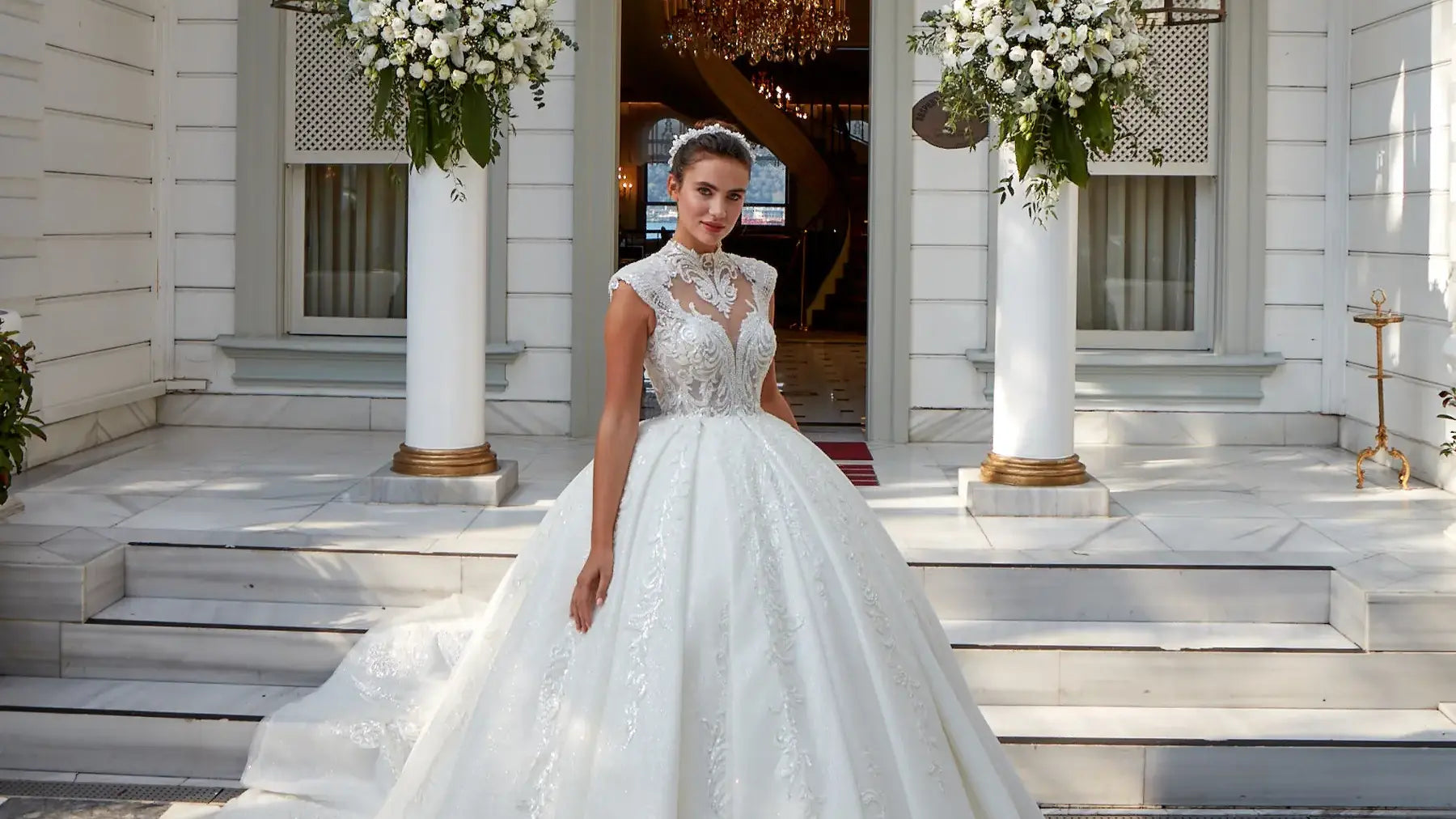 Hacmin Gücü: Kabarık Gelinliklerle Göz Kamaştırın