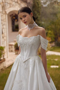 Off-Shoulder Sweetheart Korset Üst Dantel İşlemeli Saten Prenses Gelinlik