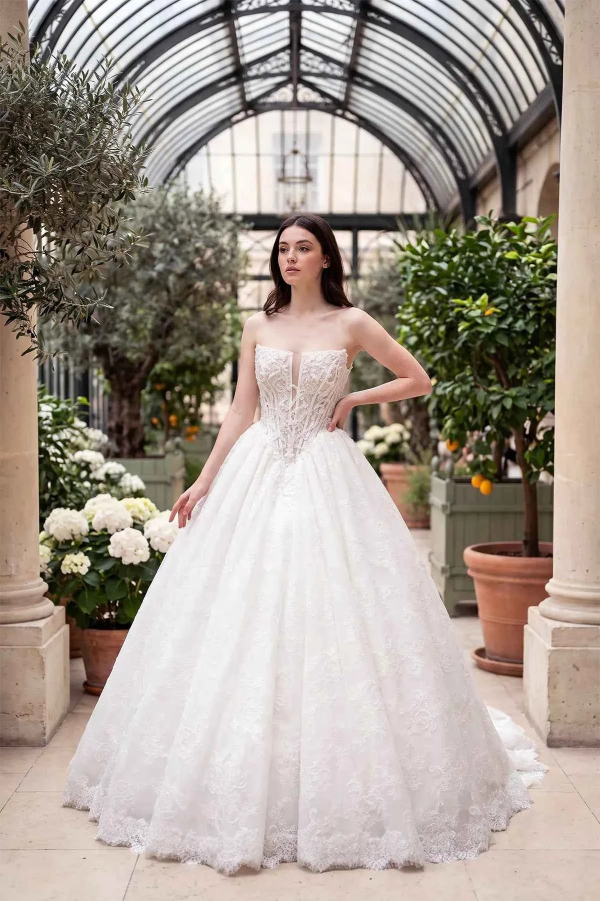 Princess Wedding Dress: Strapless Deep V Illusion Baroque Lace Corset Wedding Gown