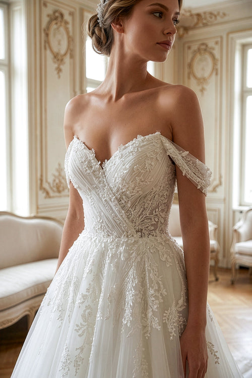 Annabella Helen Gelinlik – 3 Boyutlu Yaprak Detaylı Sofistike ve Duru Tasarım - Annabella Bridal – Modern ve Zamansız Gelinlik Tasarımları - Annabella