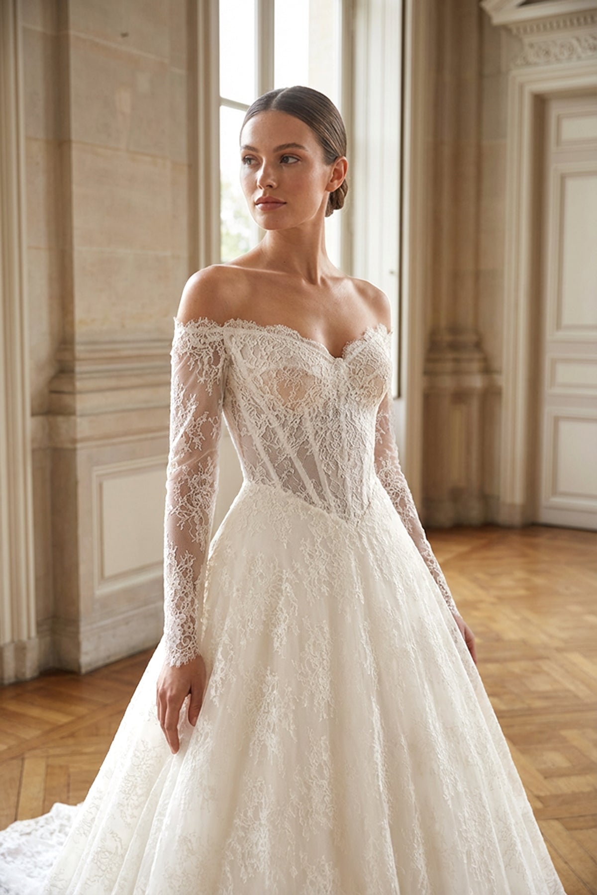 Off-the-Shoulder Long Sleeve Transparent Corset A-Line Wedding Dress XL/42